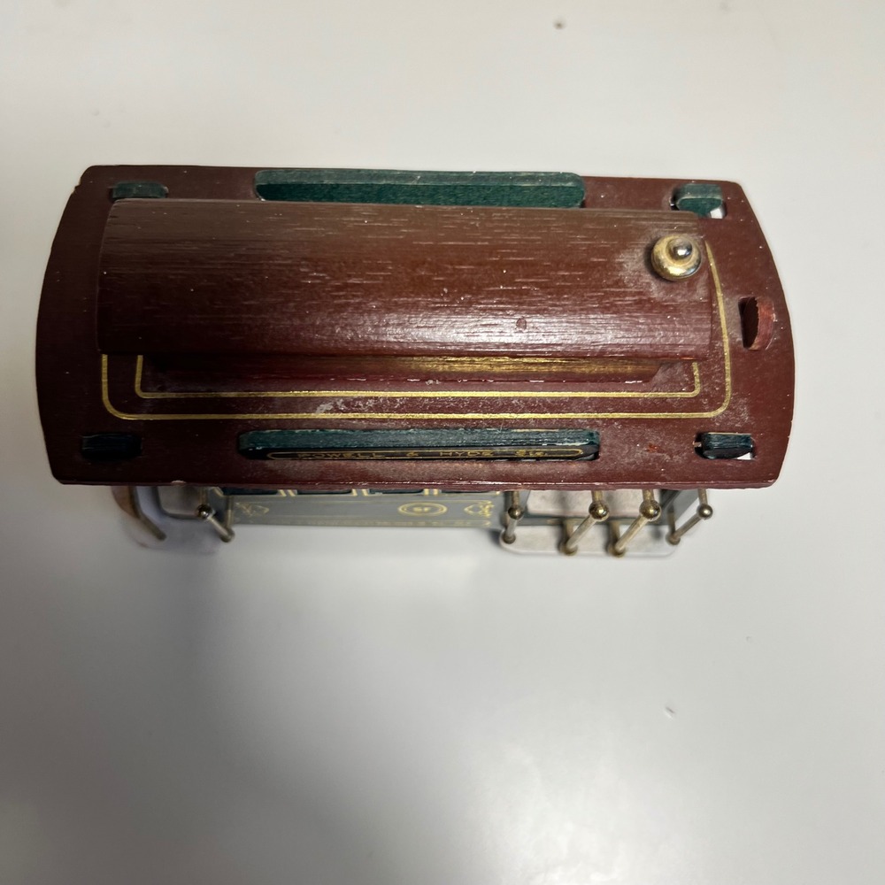 GATCO San Francisco Cable Car Music Box Powell & Hyde Green Brown Wood No. 25 - Picture 2 of 12